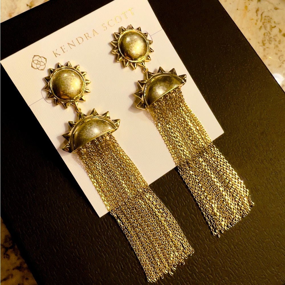 KENDRA SCOTT Sienna Sun chain tassel drop earrings in GOLD